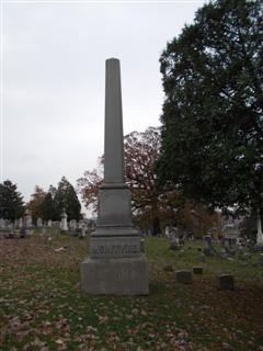 McIntyre-Peter-Monument-1